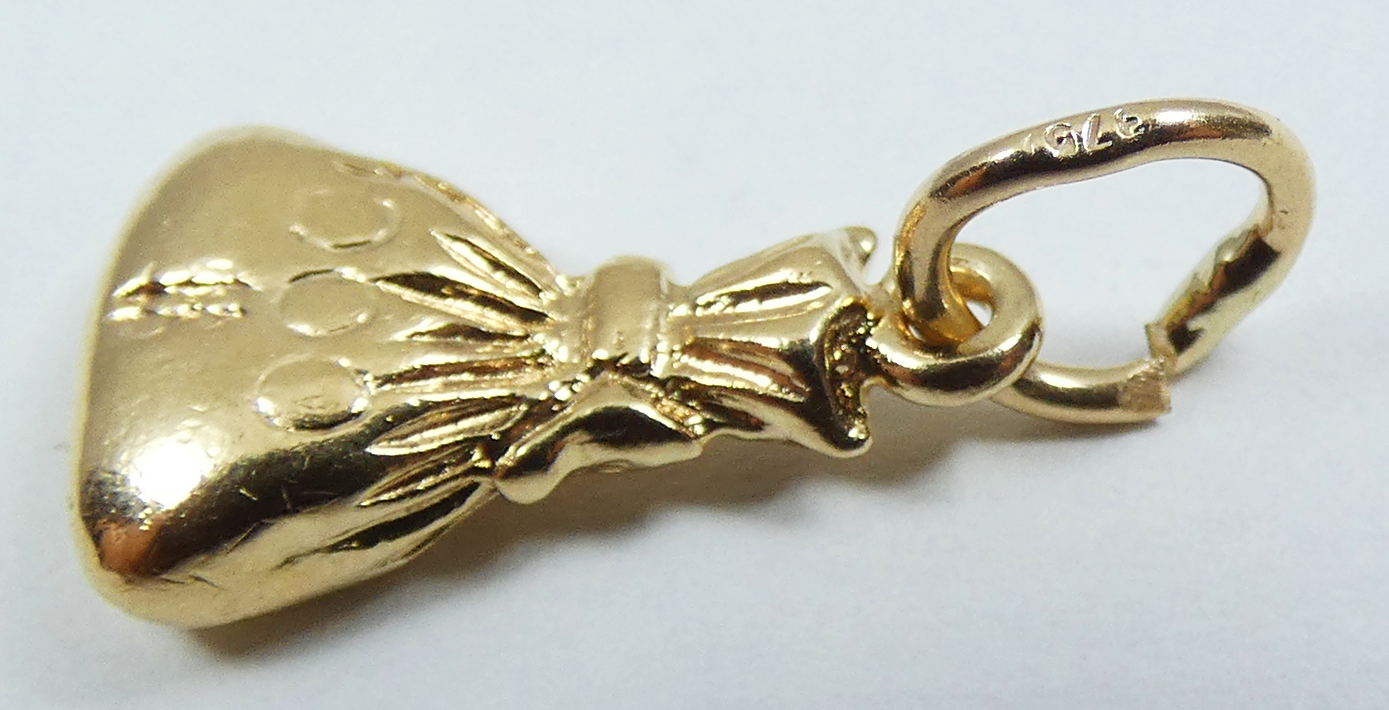 Heavy Solid 9ct Yellow Gold Money Bag Dollar Bracelet Charm Necklace Pendant 375