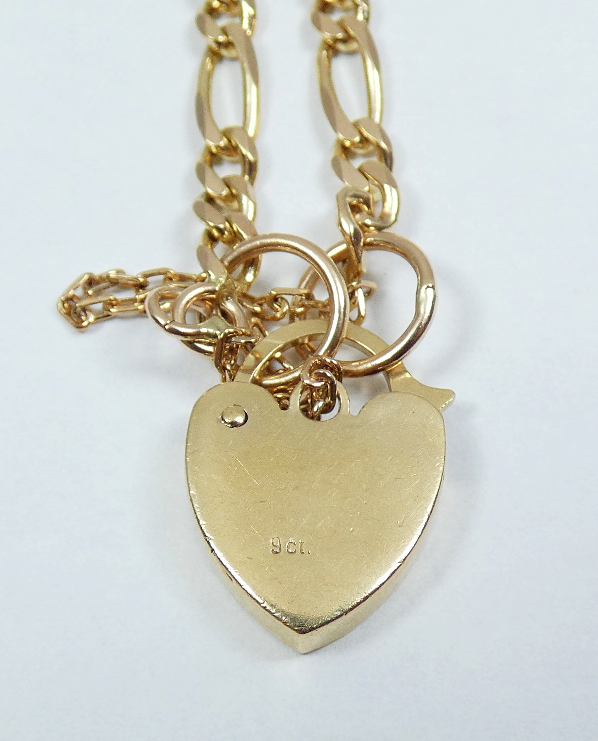 Solid 9ct Yellow Gold 18cm 7" Charm Bracelet 4mm Figaro Link Chain Padlock Clasp