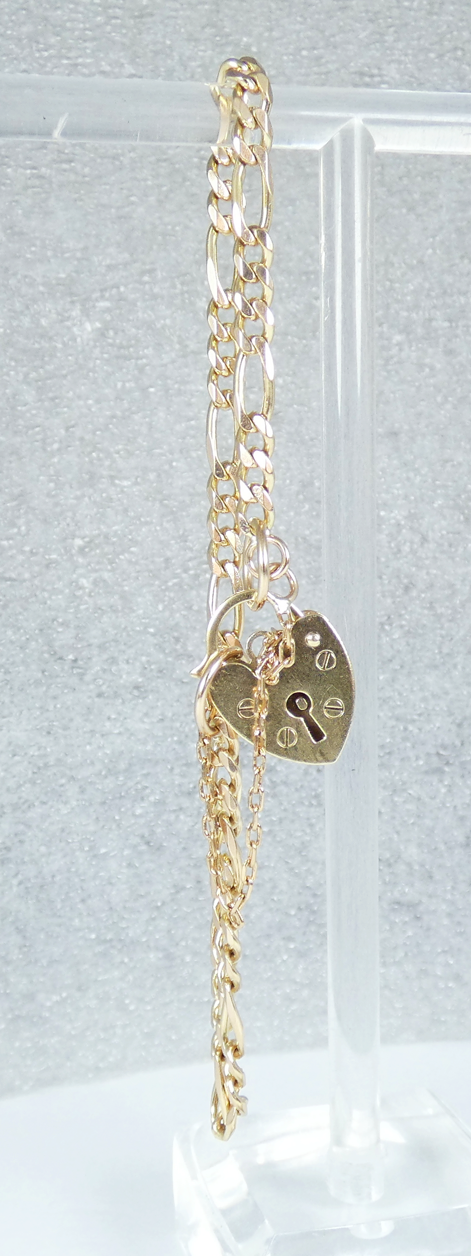 Solid 9ct Yellow Gold 18cm 7" Charm Bracelet 4mm Figaro Link Chain Padlock Clasp