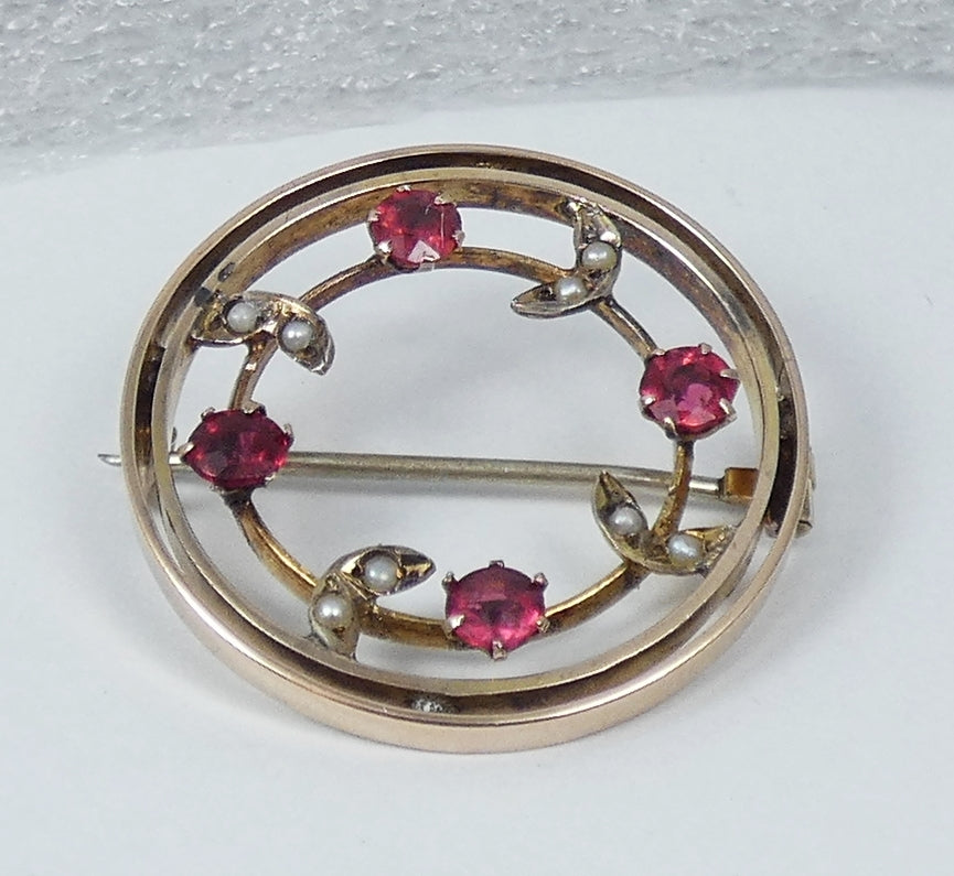 Antique Edwardian 1900 Solid 9ct Yellow Gold Ruby Seed Pearl Wreath Brooch Pin