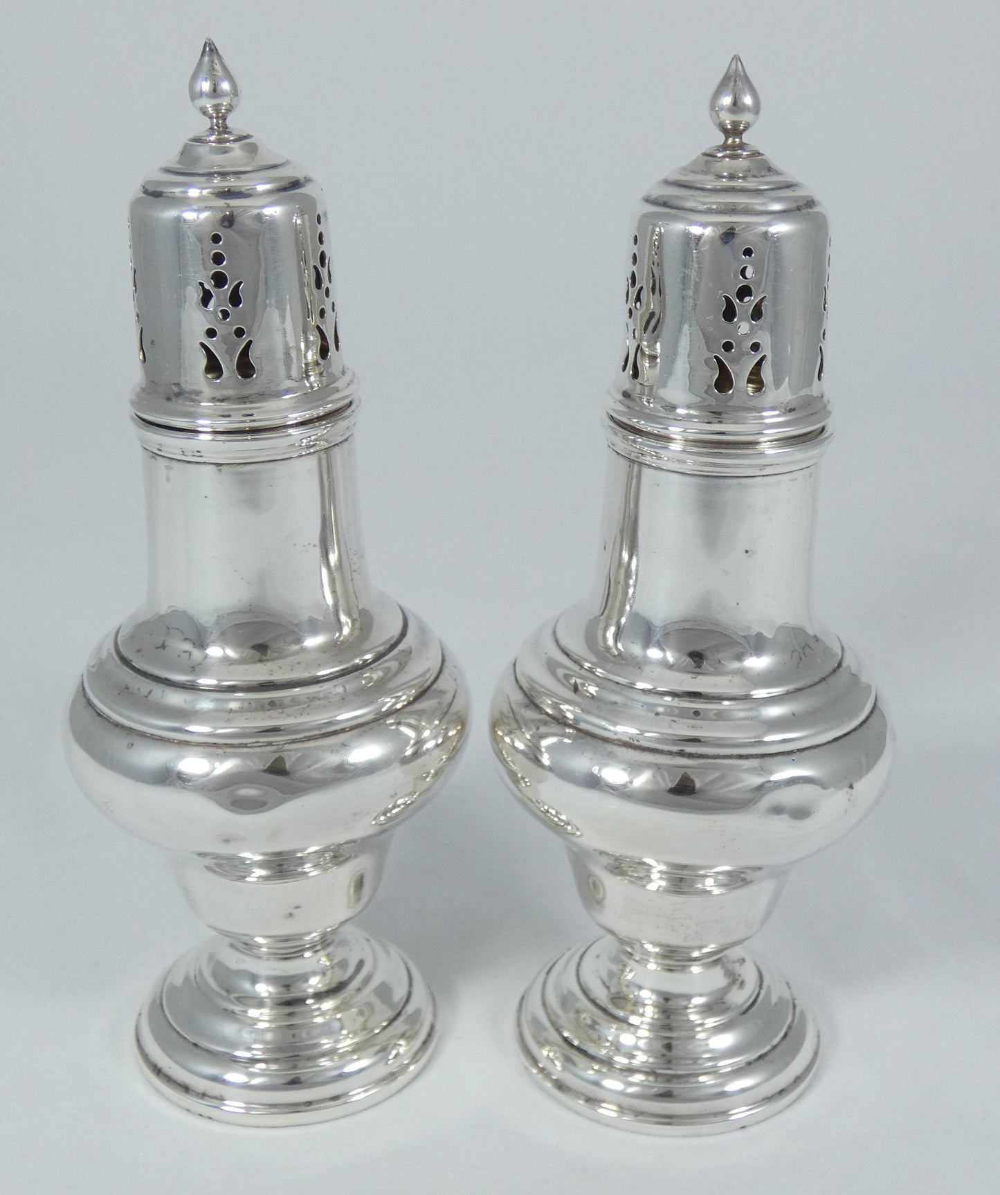 Antique Pair Victorian 1894 Sterling Silver Sugar Casters Shakers Sifters Castor