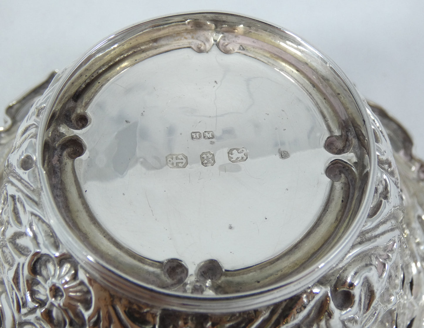 Antique Edwardian 1912 Sterling Silver Bon Bon Lolly Dish Bowl Plate Repousse HM