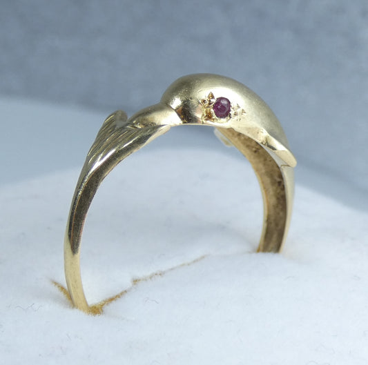 Vintage 18ct Solid Yellow Gold Pink Red Ruby Dolphin Dress Ring Size 8.5 Q 58