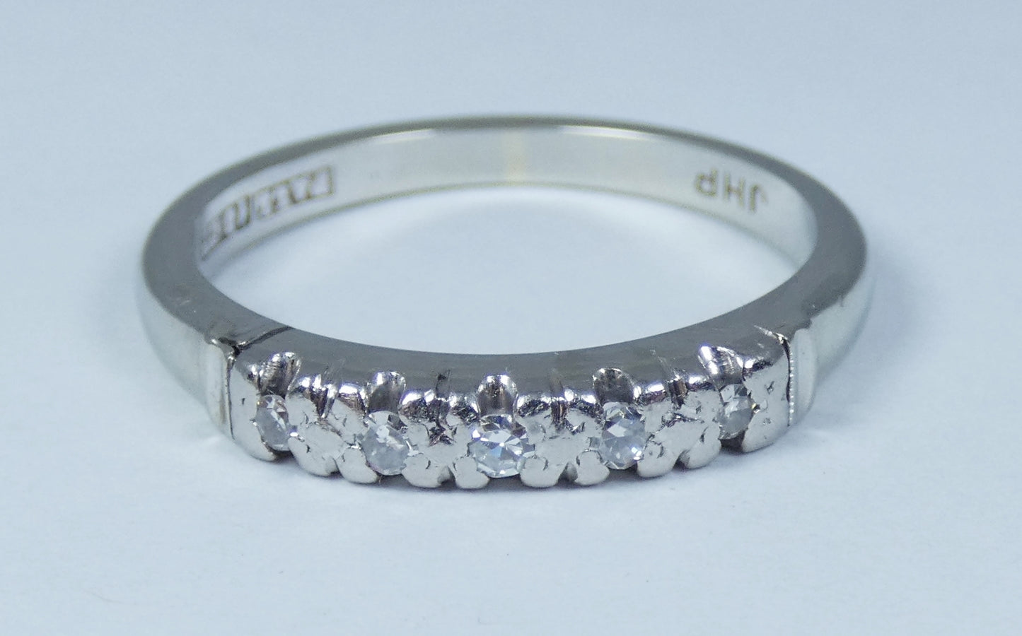 Vintage Solid 18ct White Gold 5 Diamond Eternity Wedding Band Ring Size 6.5 M 52