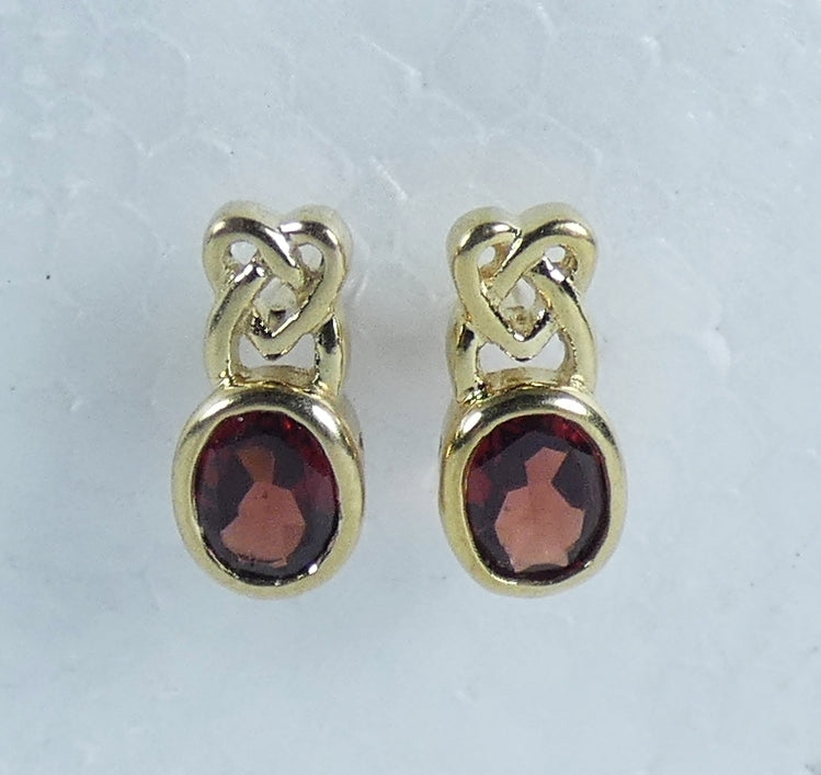 Solid 9ct Yellow Gold Pair of Maroon Red Garnet Celtic Stud Earrings Set 375