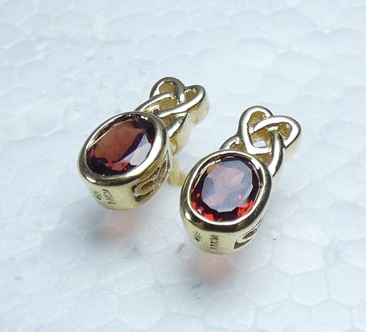 Solid 9ct Yellow Gold Pair of Maroon Red Garnet Celtic Stud Earrings Set 375