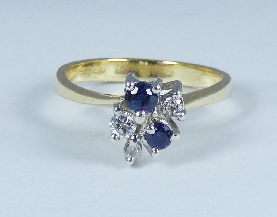 Vintage 18ct Yellow Gold Blue Sapphire & Diamond Cluster Dress Ring Size 6 L 51