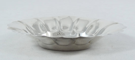 Antique Vintage 1950 Canada Sterling Silver Small Bowl Dish Plate Frilly Lipman