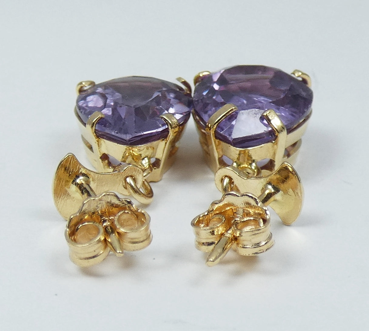 Vintage Egyptian Solid 18ct Yellow Gold Colour Change Alexandrite Pair Earrings