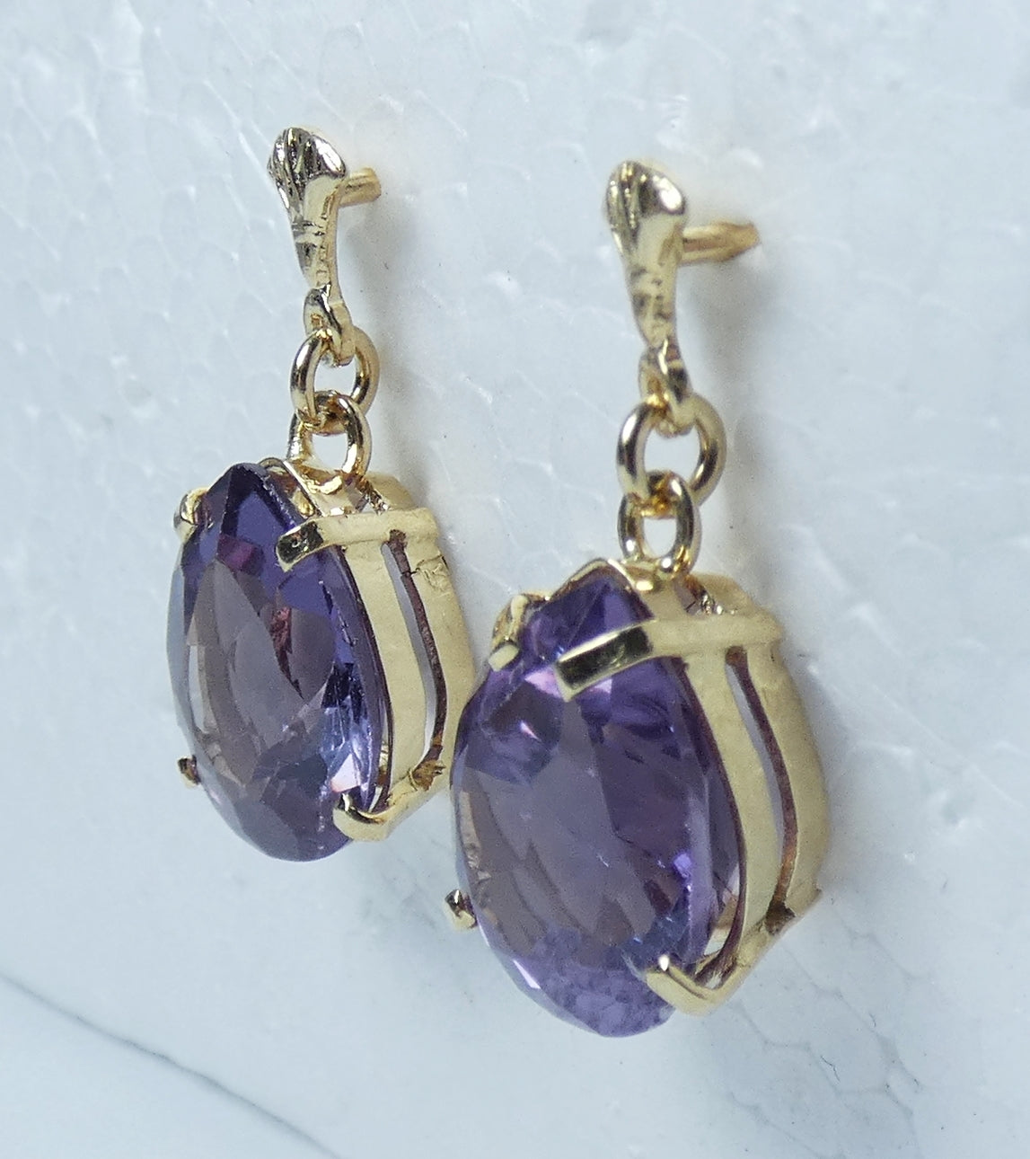 Vintage Egyptian Solid 18ct Yellow Gold Colour Change Alexandrite Pair Earrings
