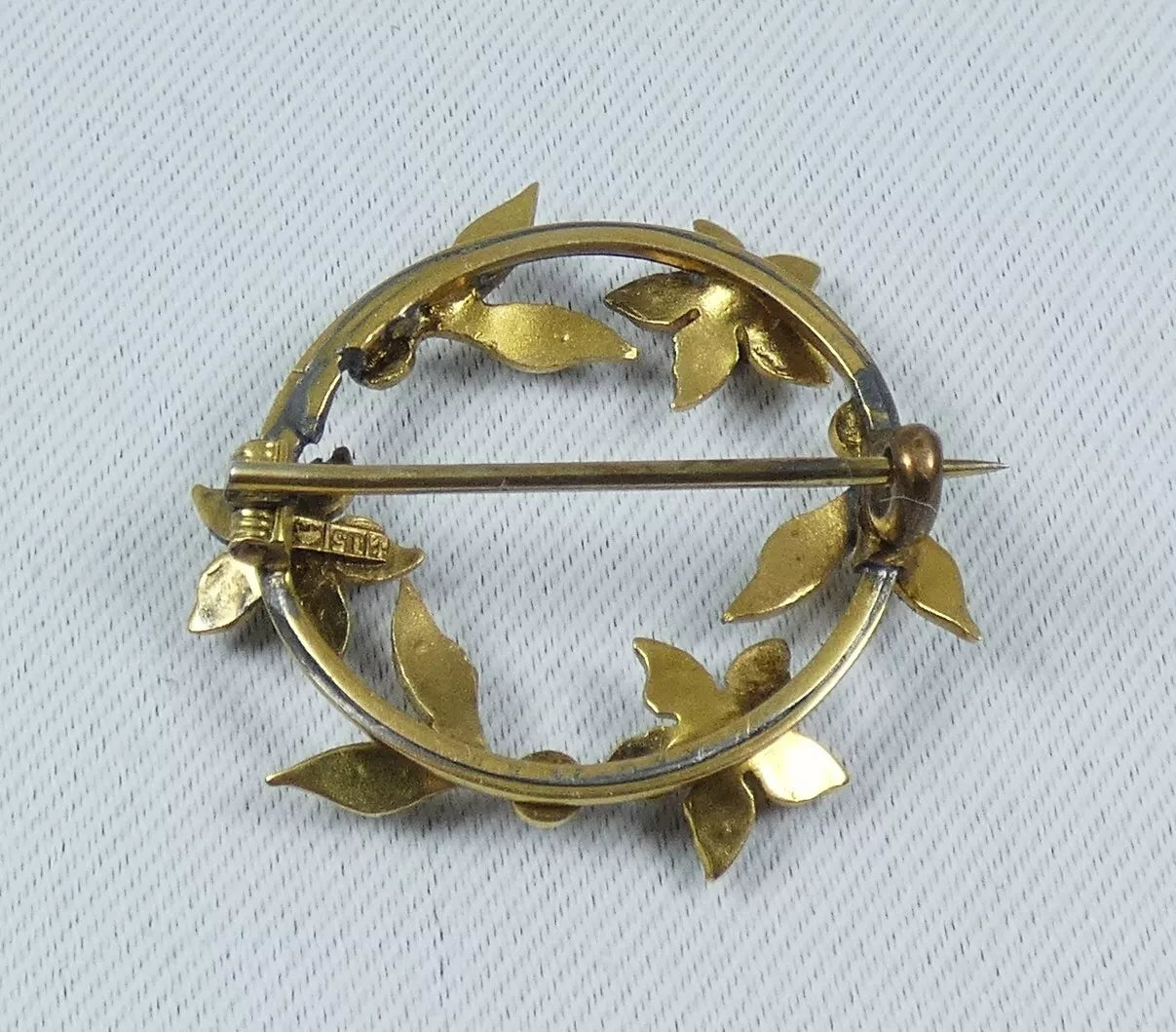 Antique Victorian 1890 15ct Yellow Gold Seed Pearl Flower Wreath Brooch Pin Blue