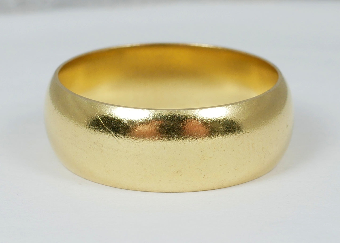 Heavy Vintage Solid 18ct Yellow Gold 7mm Curved Wedding Band Ring Size 9 R 59