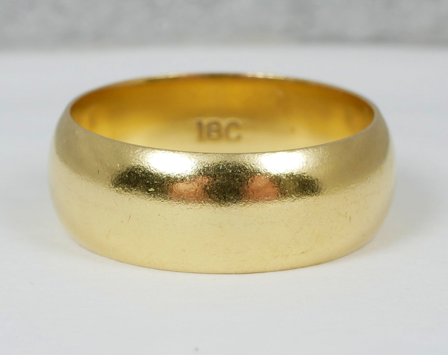Heavy Vintage Solid 18ct Yellow Gold 7mm Curved Wedding Band Ring Size 9 R 59