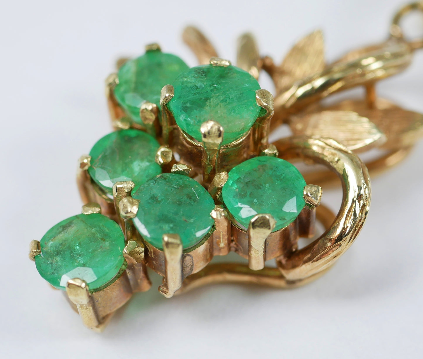 Vintage Solid 14ct Yellow Gold Emerald Cluster Grape Bunch Vine Necklace Pendant