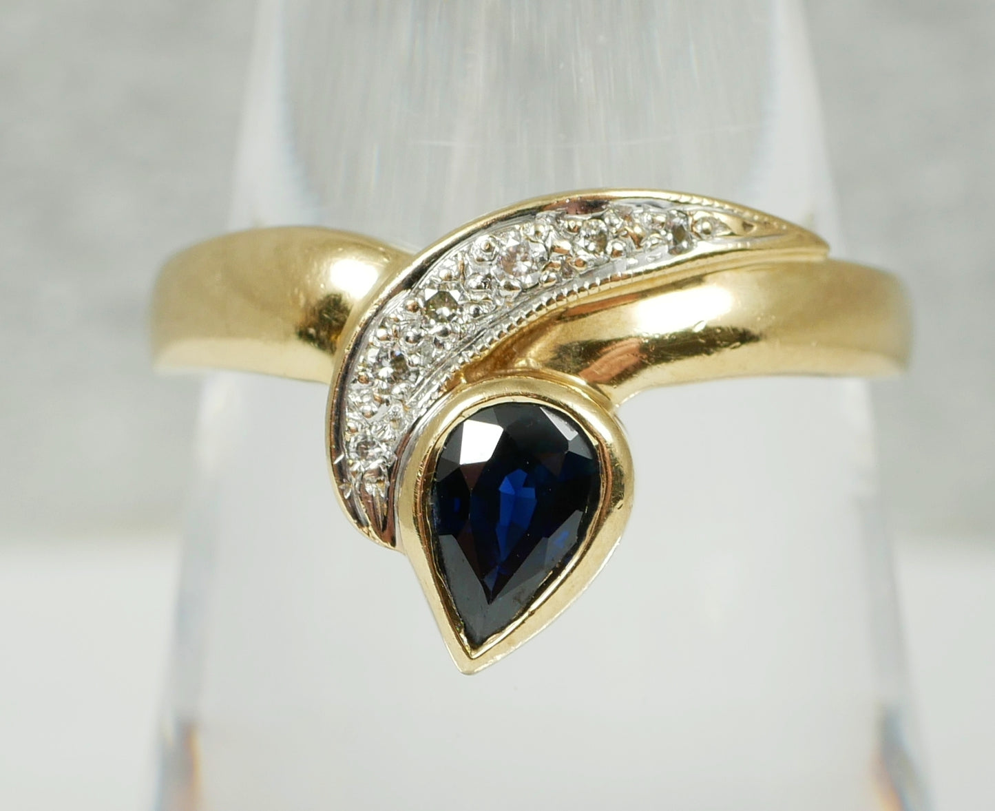 Solid 9ct Yellow Gold Pear Cut Blue Sapphire & Diamond Dress Ring Size 7.5 O 55
