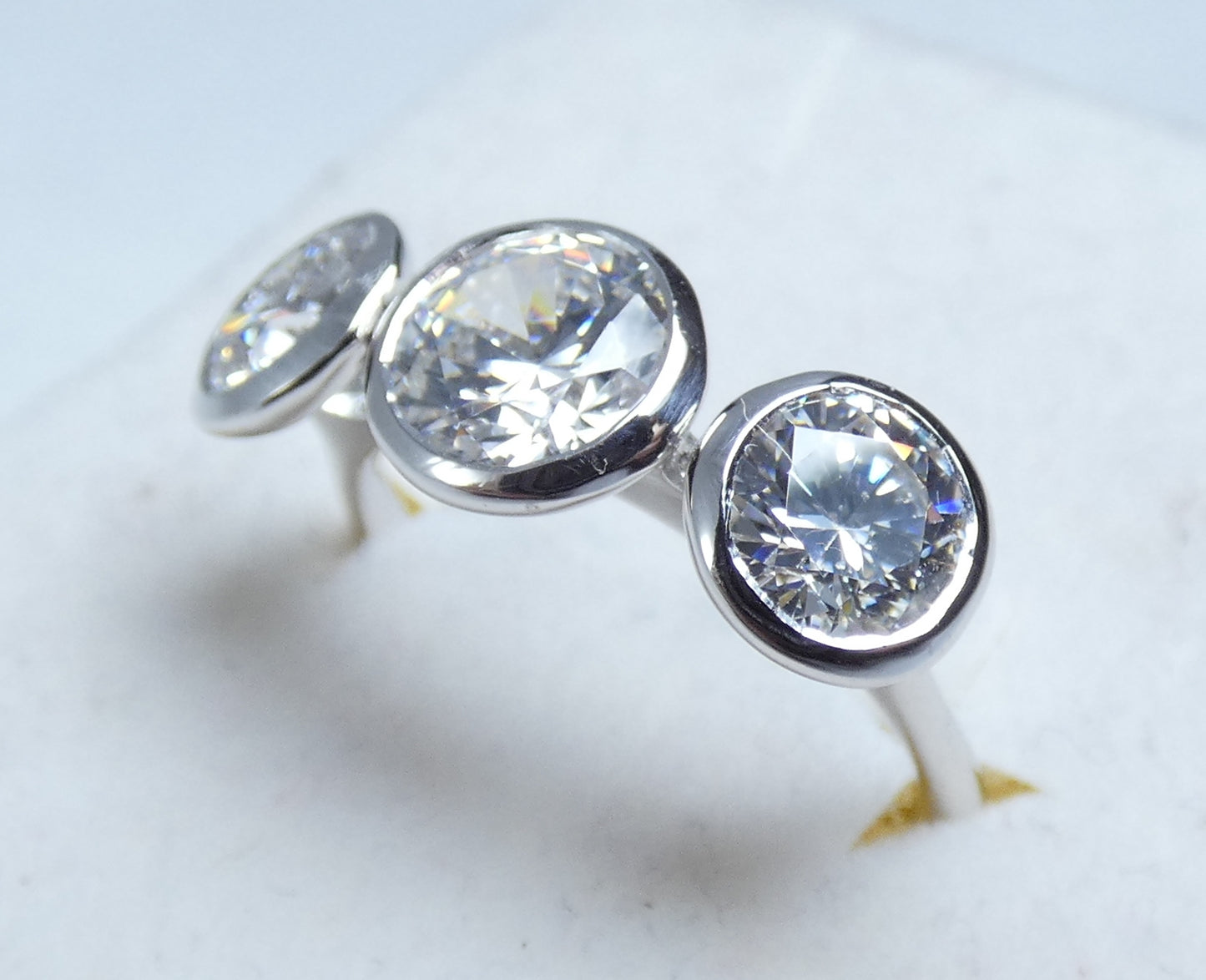 Solid 14ct White Gold 3 Stone CZ Trilogy Dress Cocktail Ring Size 6.5 M 52