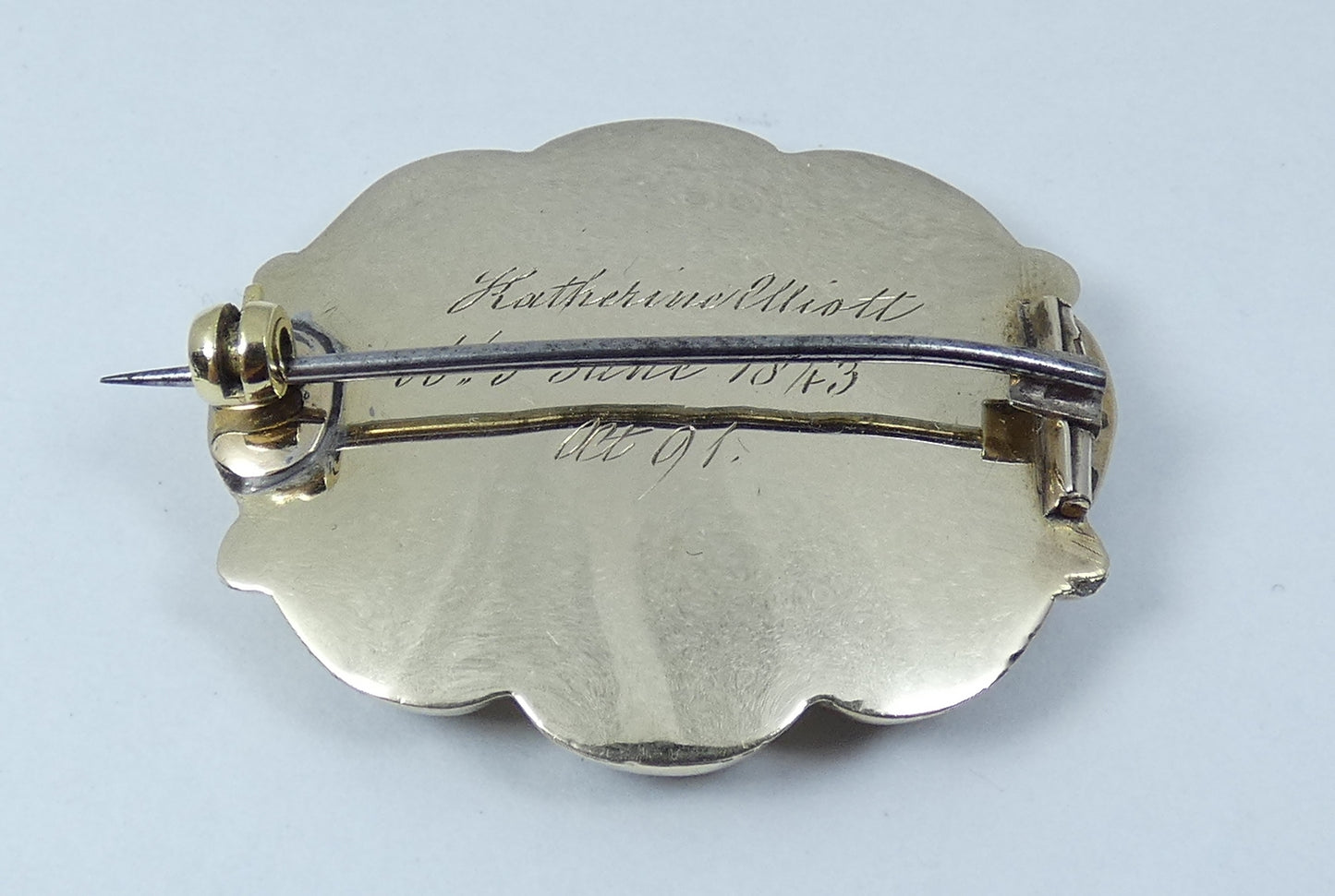 Antique Victorian 1843 Solid 9ct Gold & Black Enamel Woven Hair Mourning Brooch