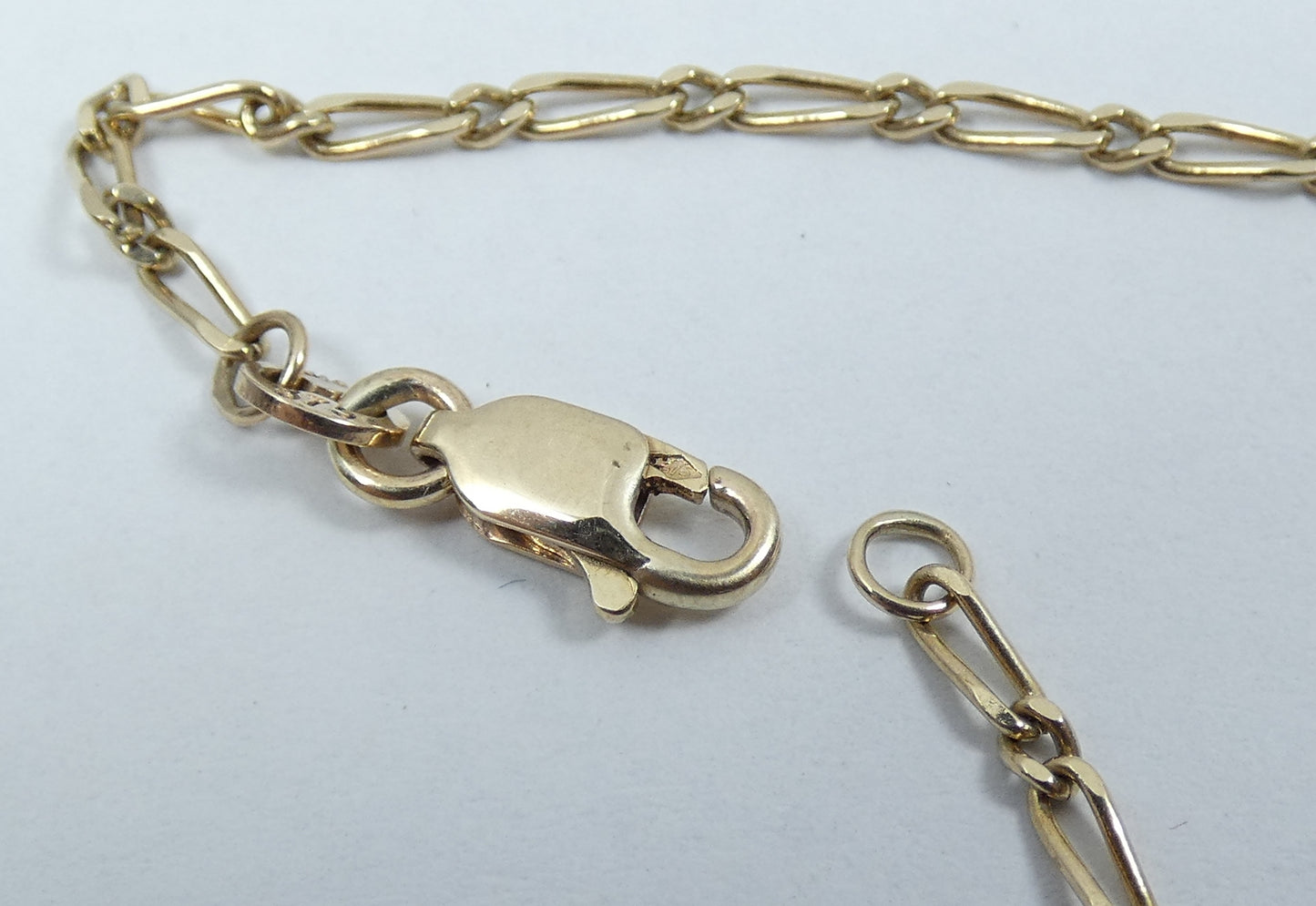 Vintage Solid 9ct Yellow Gold 46cm 18" Figaro 2mm Link Necklace Chain 4.21gm 375