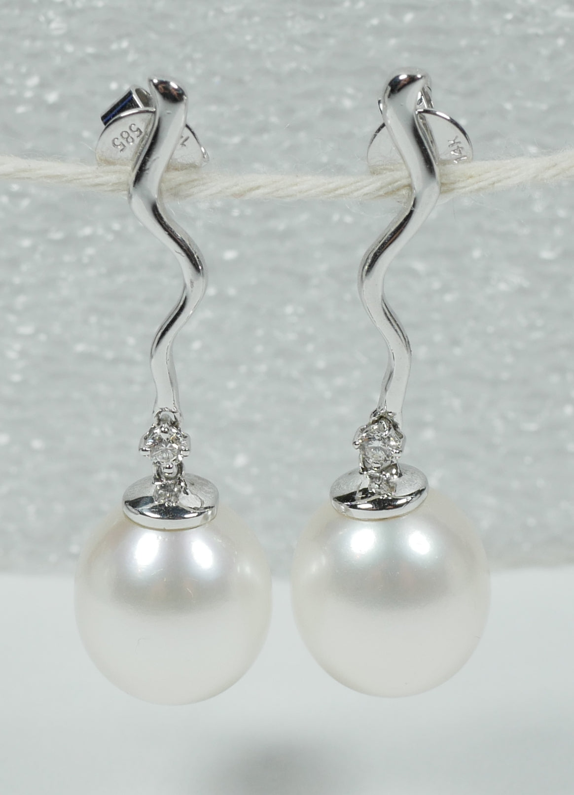 New Solid 14ct White Gold Pair of 11mm Pearl & Diamond Wave Dangle Earrings Set