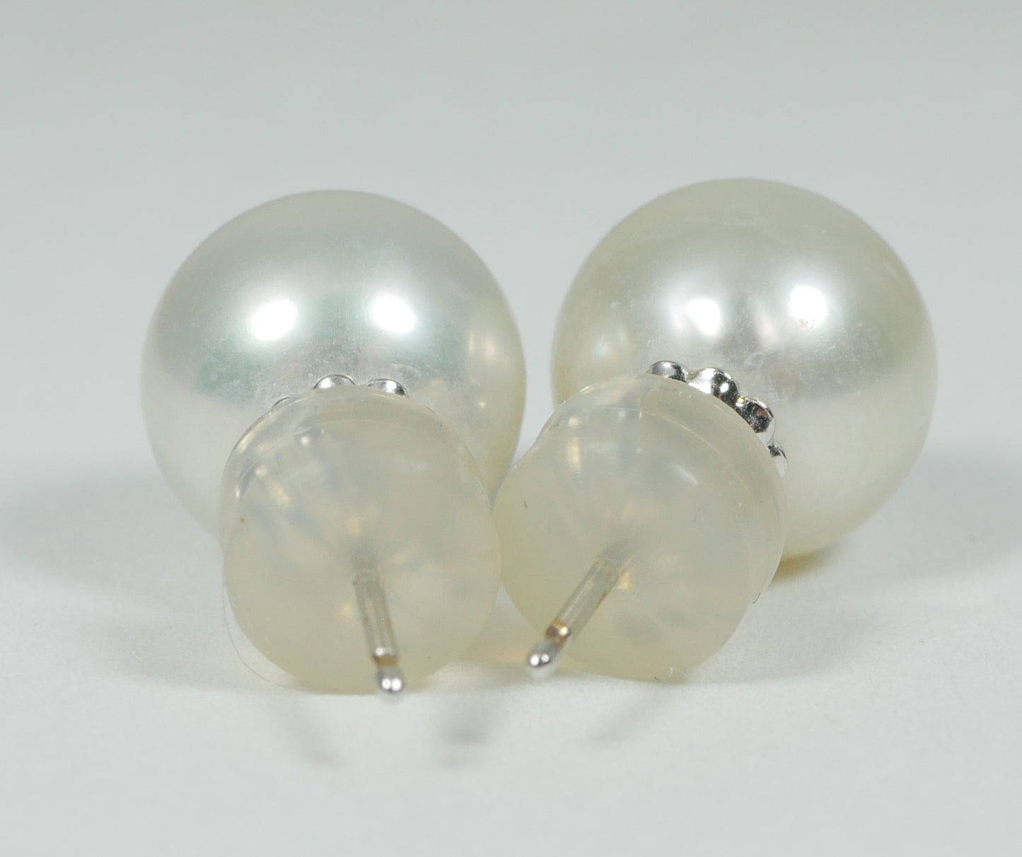 New Solid 14ct White Gold Pair of 9mm Round White Pearl Stud Earrings Set 585