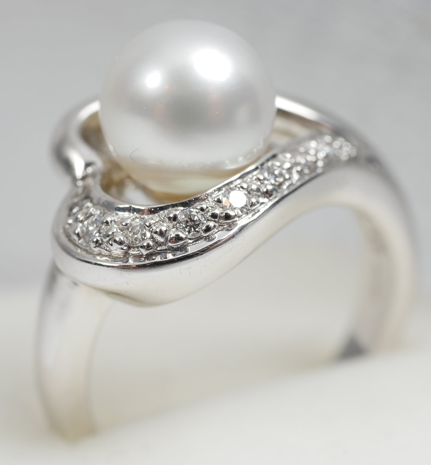 New Solid 14ct White Gold 8.5mm Pearl & Diamond Heart Dress Ring Size 8 P 56 585