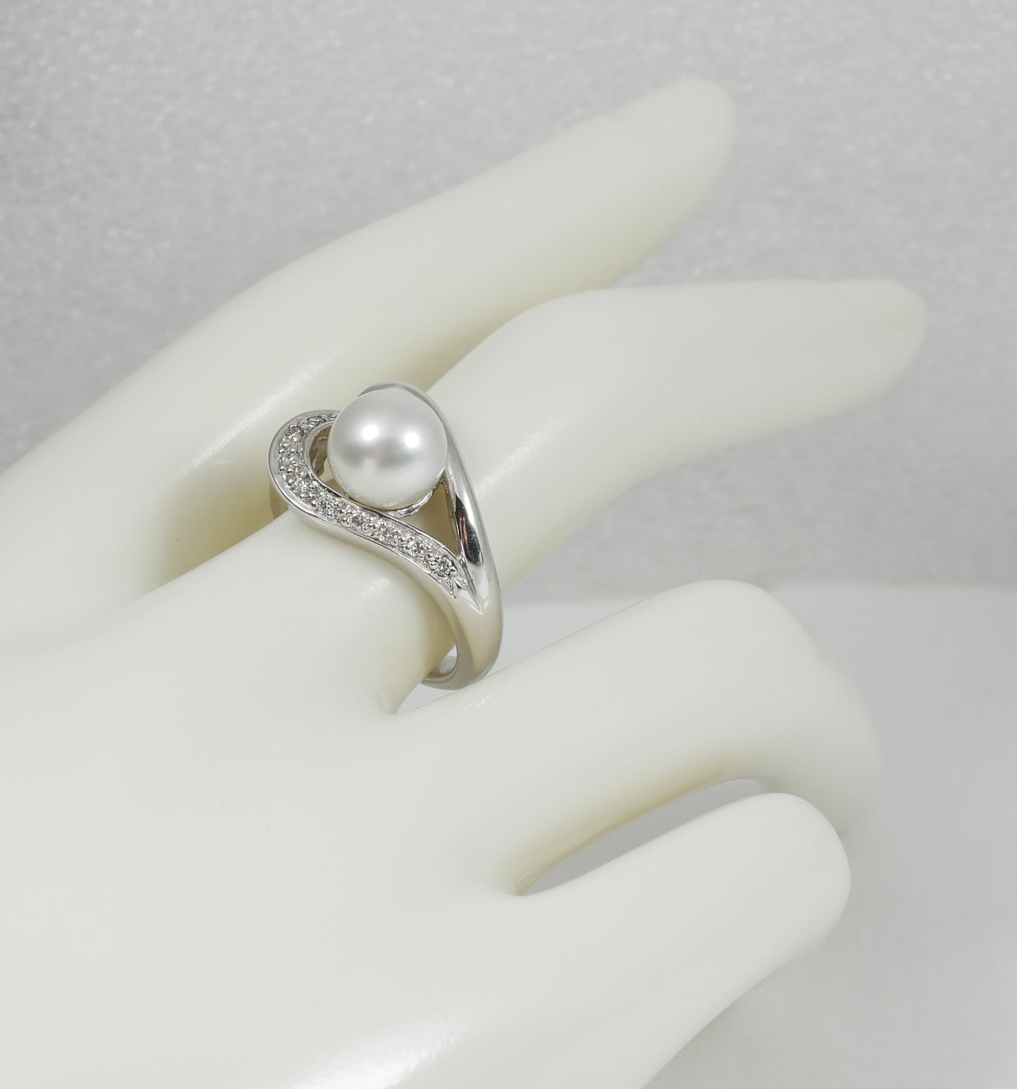 New Solid 14ct White Gold 8.5mm Pearl & Diamond Heart Dress Ring Size 8 P 56 585
