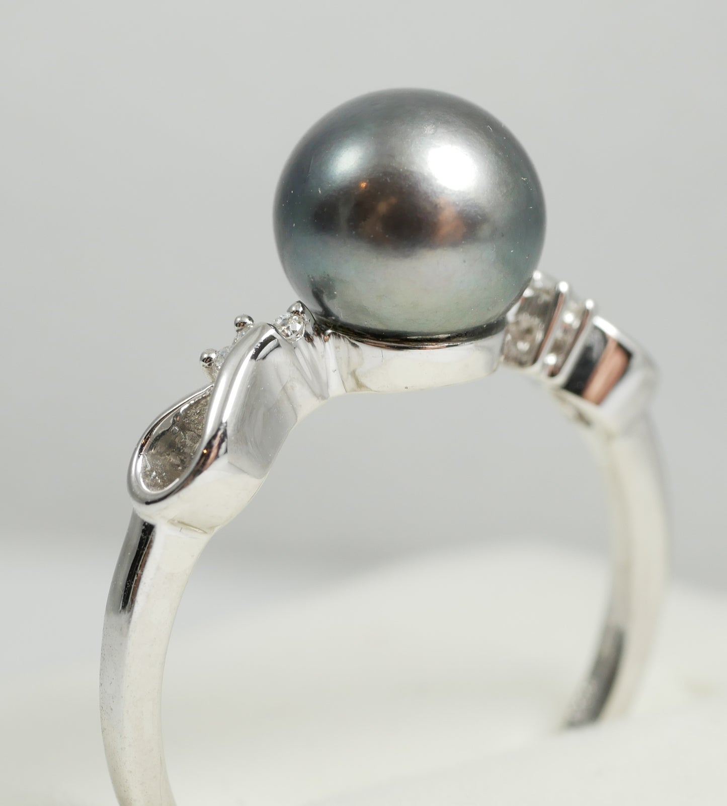 New Solid 14ct White Gold 8mm Round Tahitian Pearl & Diamond Dress Ring 7.5 O 55