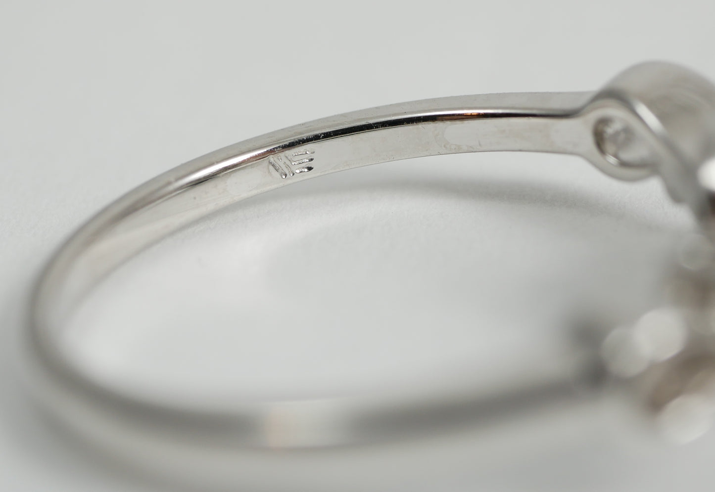 New Solid 14ct White Gold 8mm Round Tahitian Pearl & Diamond Dress Ring 7.5 O 55