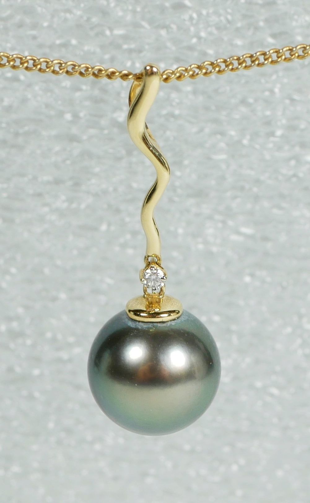 New Solid 14ct Yellow Gold 11mm Tahitian Pearl & Diamond 32mm Necklace Pendant