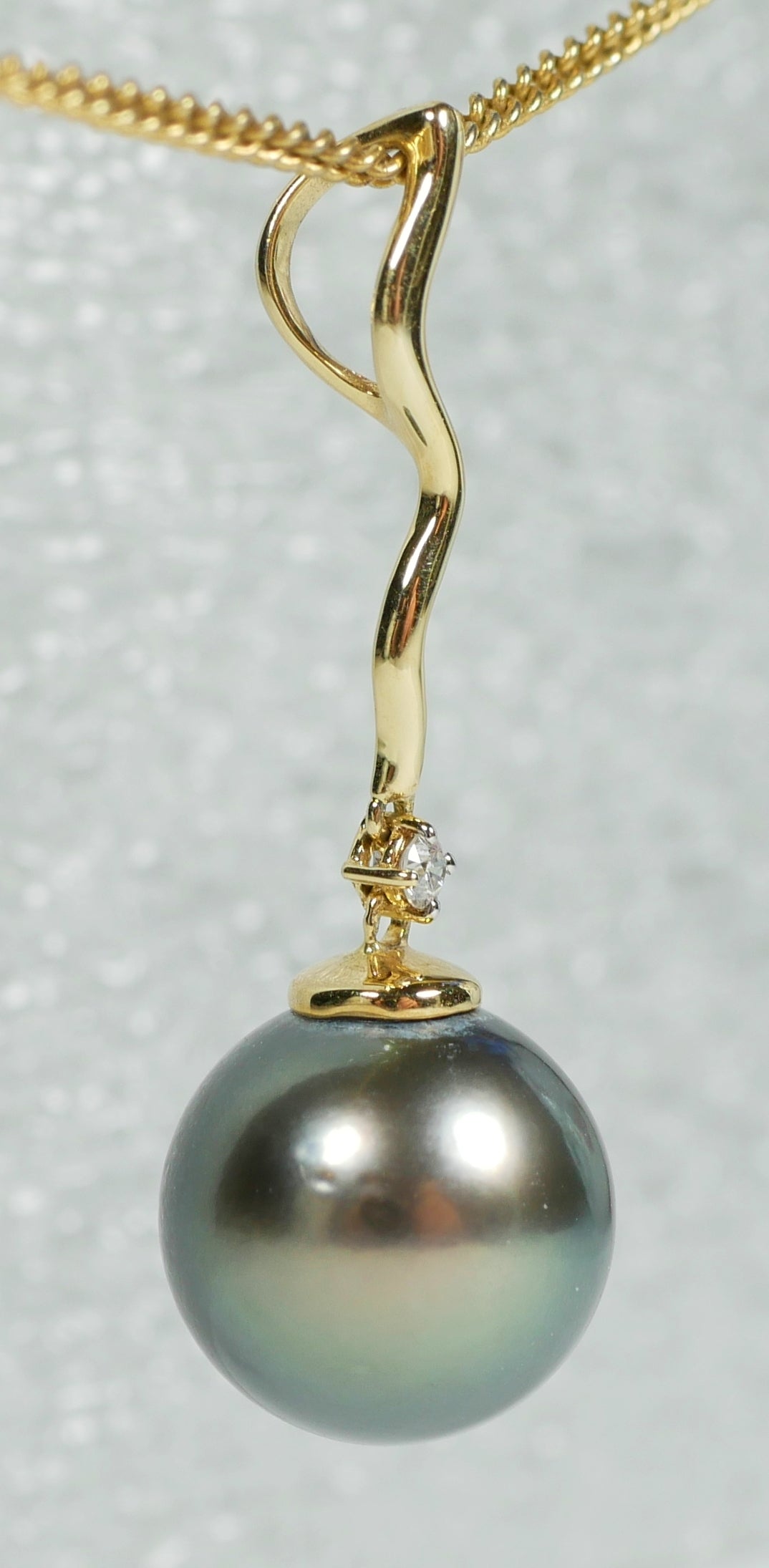 New Solid 14ct Yellow Gold 11mm Tahitian Pearl & Diamond 32mm Necklace Pendant