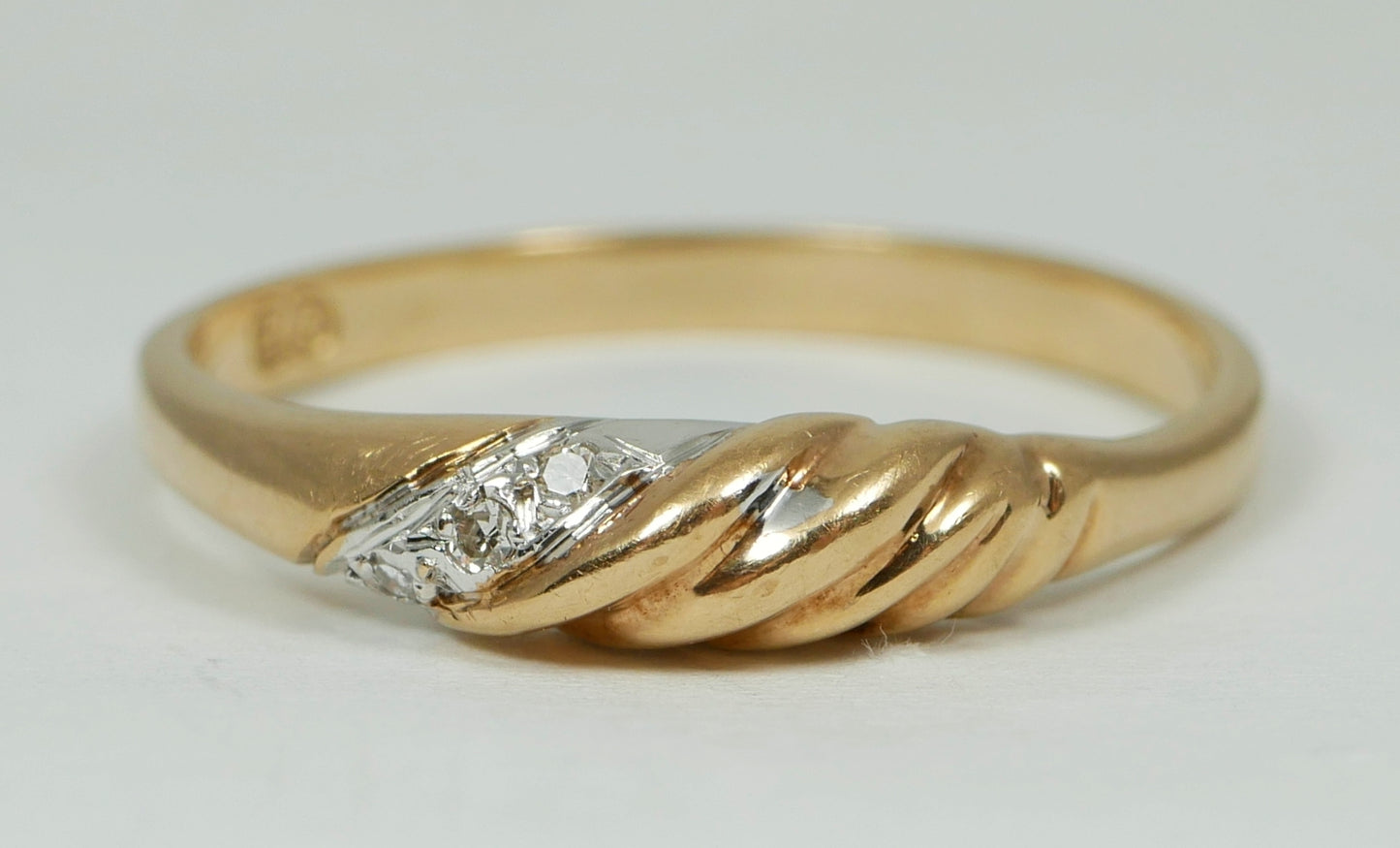 Vintage Solid 9ct Yellow Gold & Diamond Twisted Rope Dress Ring Size 7 N 54 375