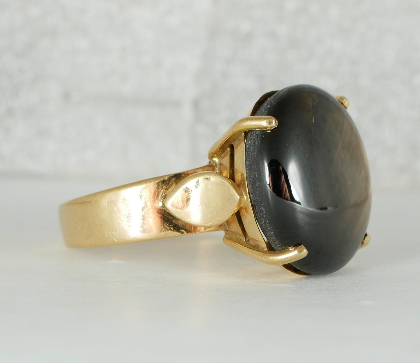 Vintage Solid 14ct Yellow Gold 11ct Black Star Sapphire Dress Ring Size 6.5 M 52