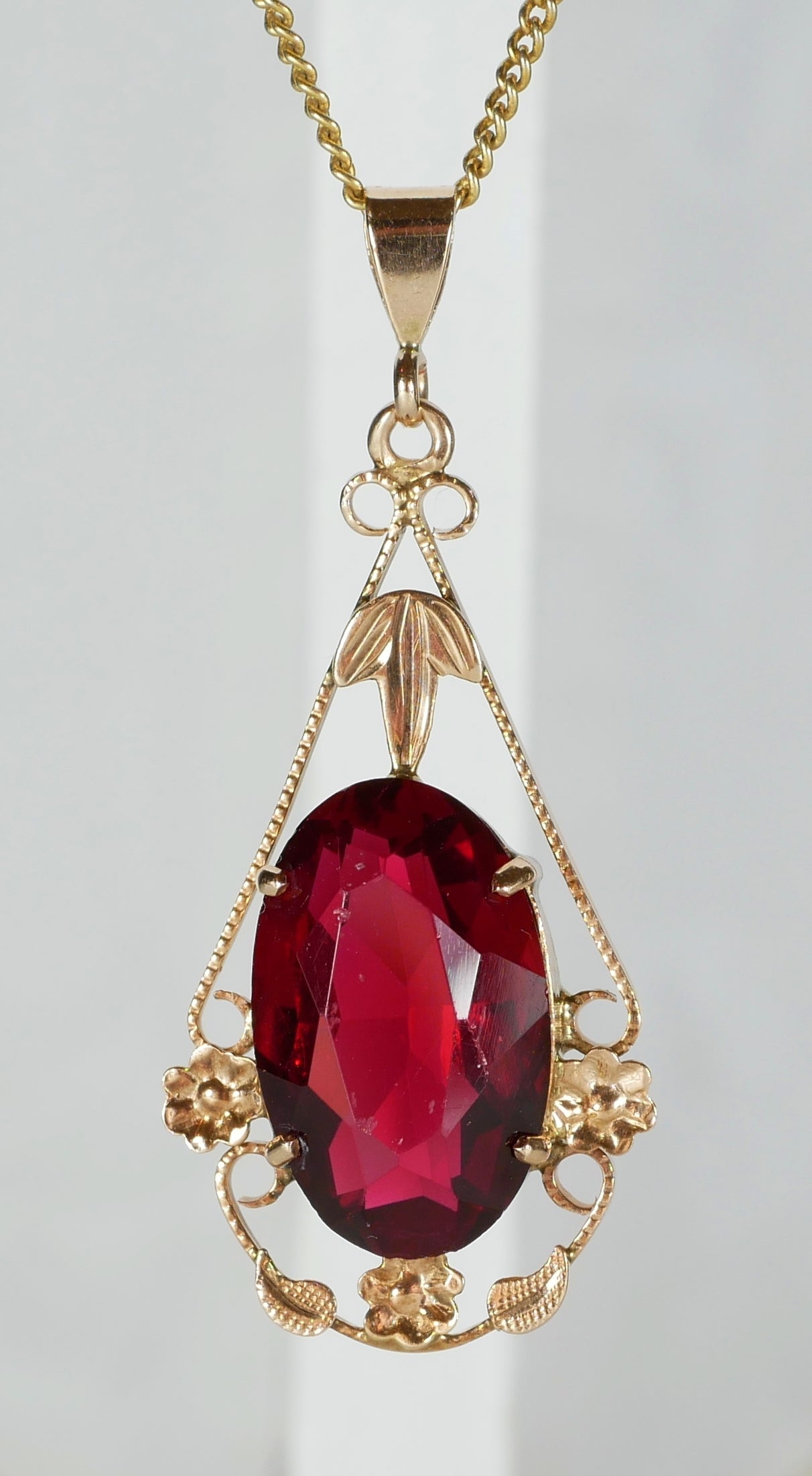 Antique Art Deco 1940 Solid 9ct Yellow Gold Large Red Stone Necklace Pendant 375