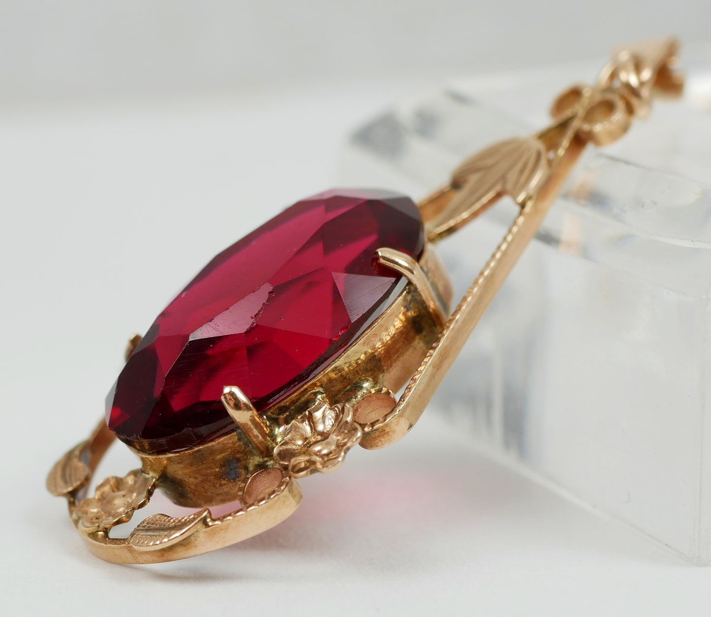 Antique Art Deco 1940 Solid 9ct Yellow Gold Large Red Stone Necklace Pendant 375