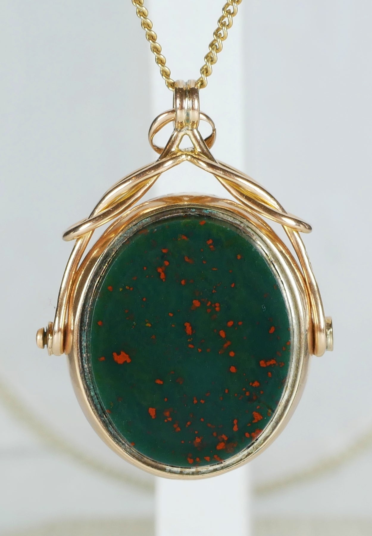 Antique Victorian 9ct Yellow Gold Bloodstone Agate Spinner Fob Necklace Pendant