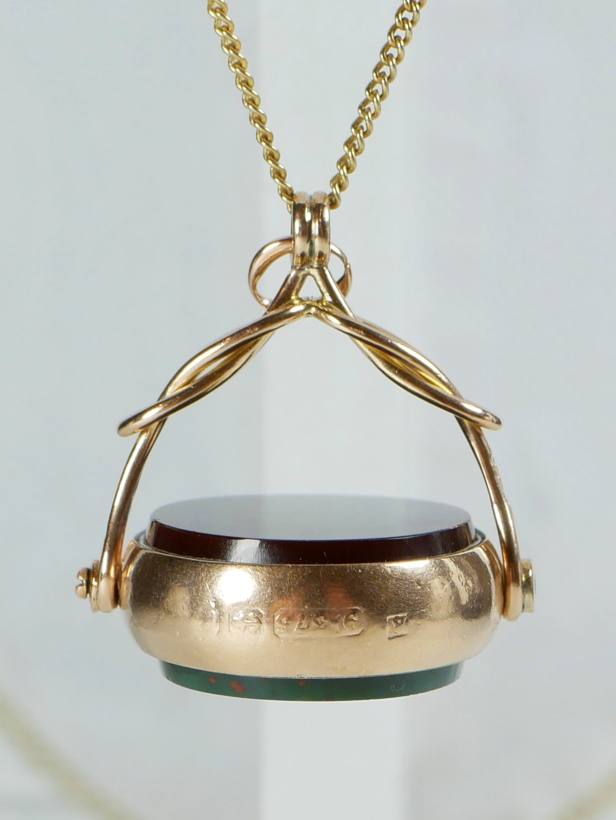 Antique Victorian 9ct Yellow Gold Bloodstone Agate Spinner Fob Necklace Pendant