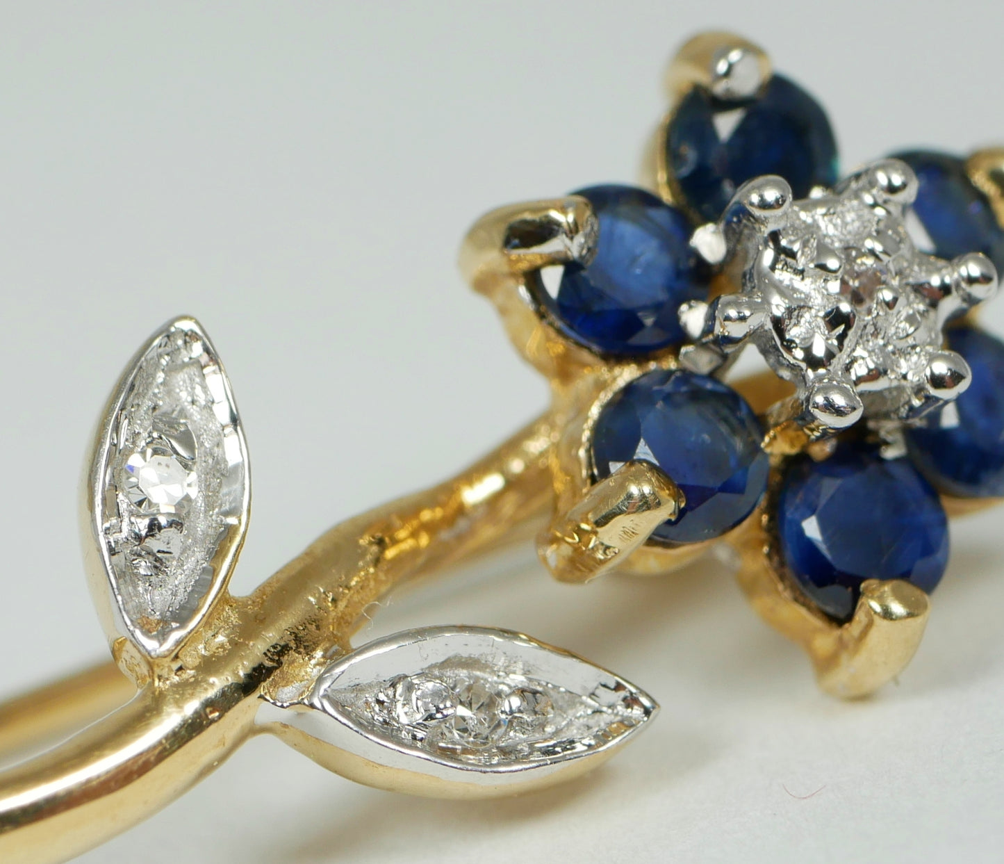 Petite Solid 9ct Yellow Gold Natural Blue Sapphire & Diamond Flower Brooch Pin