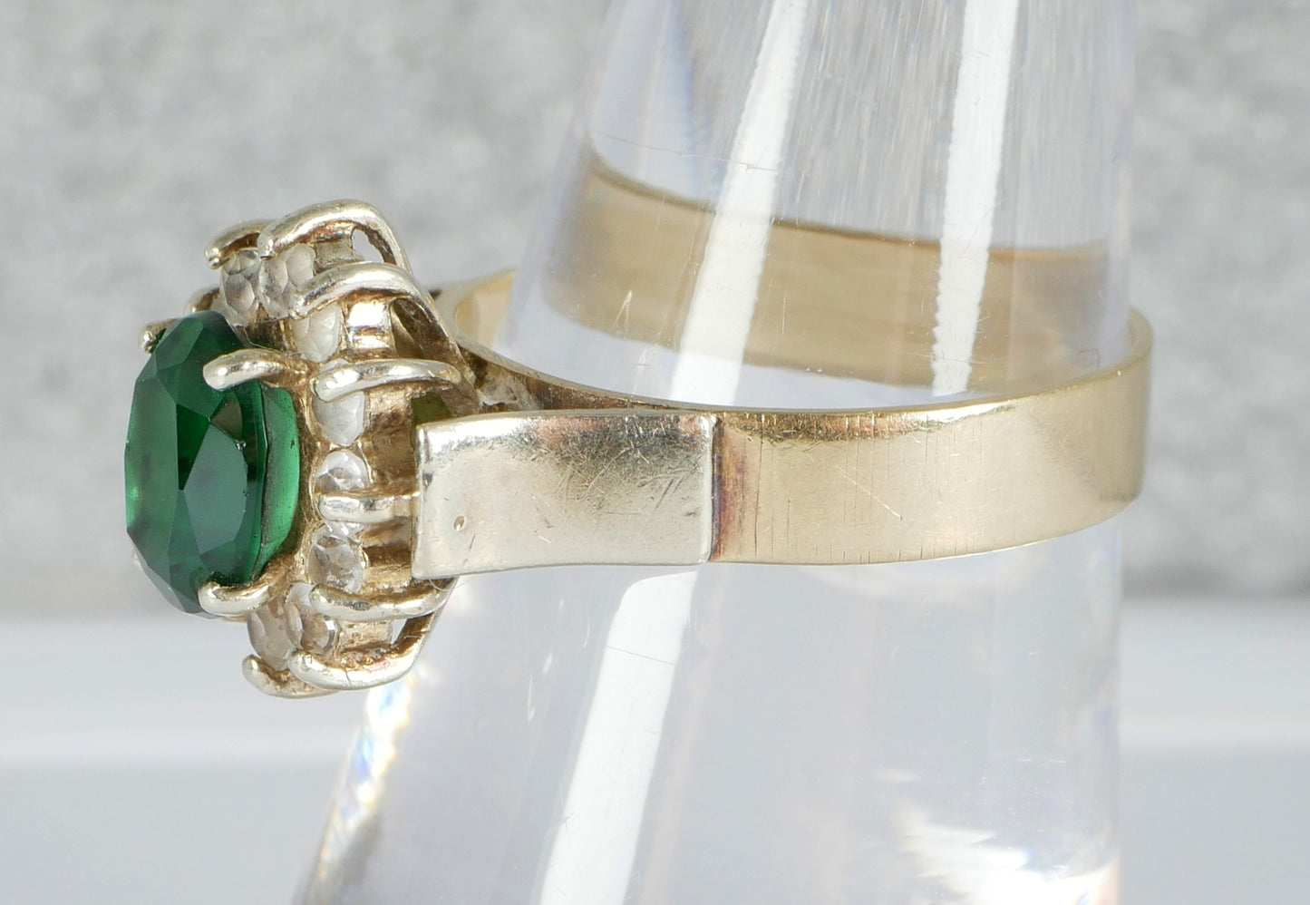 Vintage Solid 9ct Yellow Gold Green & White Sapphire Halo Dress Ring Size 8 P 56