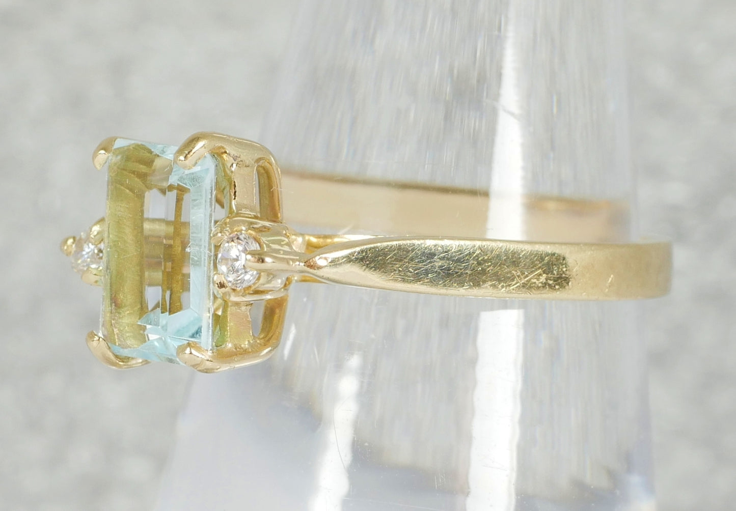 Vintage Solid 9ct Yellow Gold Emerald Cut Topaz 3 Stone Dress Ring Size 6 L 51