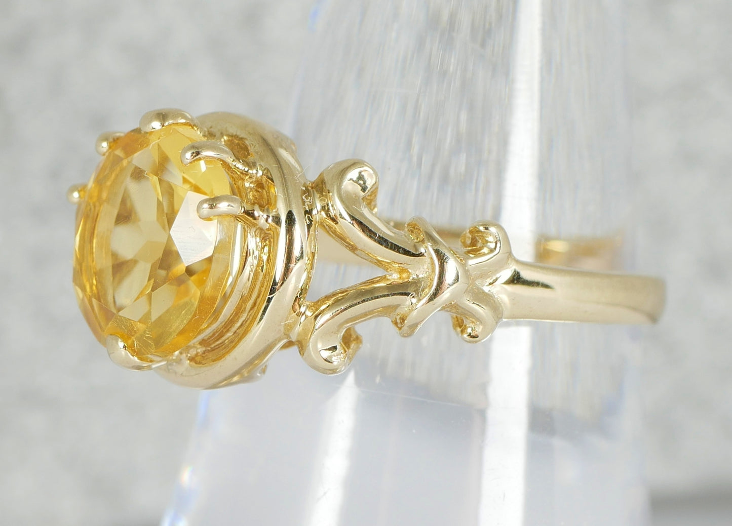 Modern Solid 9ct Yellow Round Cut Citrine Fleur de Lis Dress Ring Size 8 P 56
