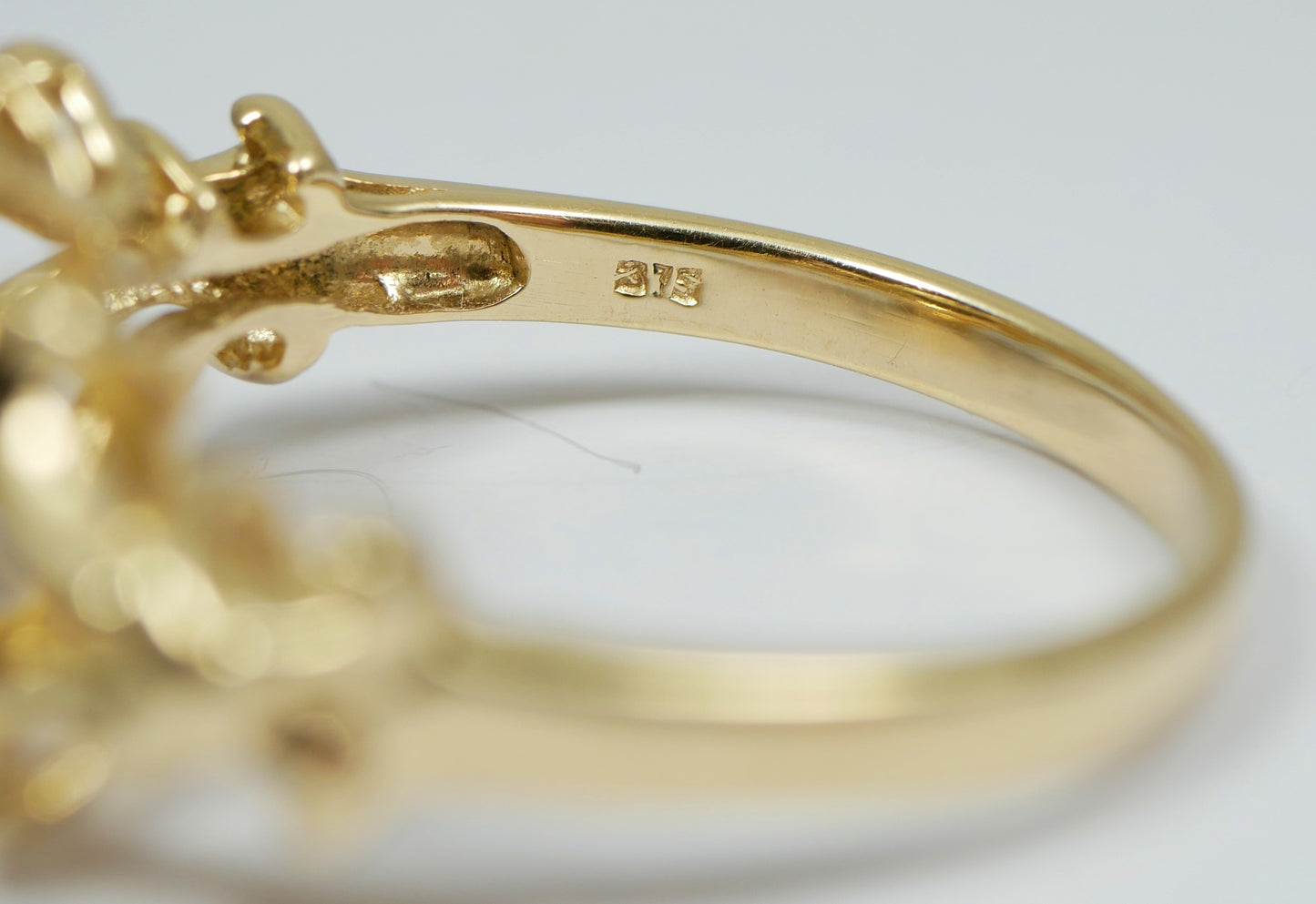 Modern Solid 9ct Yellow Round Cut Citrine Fleur de Lis Dress Ring Size 8 P 56