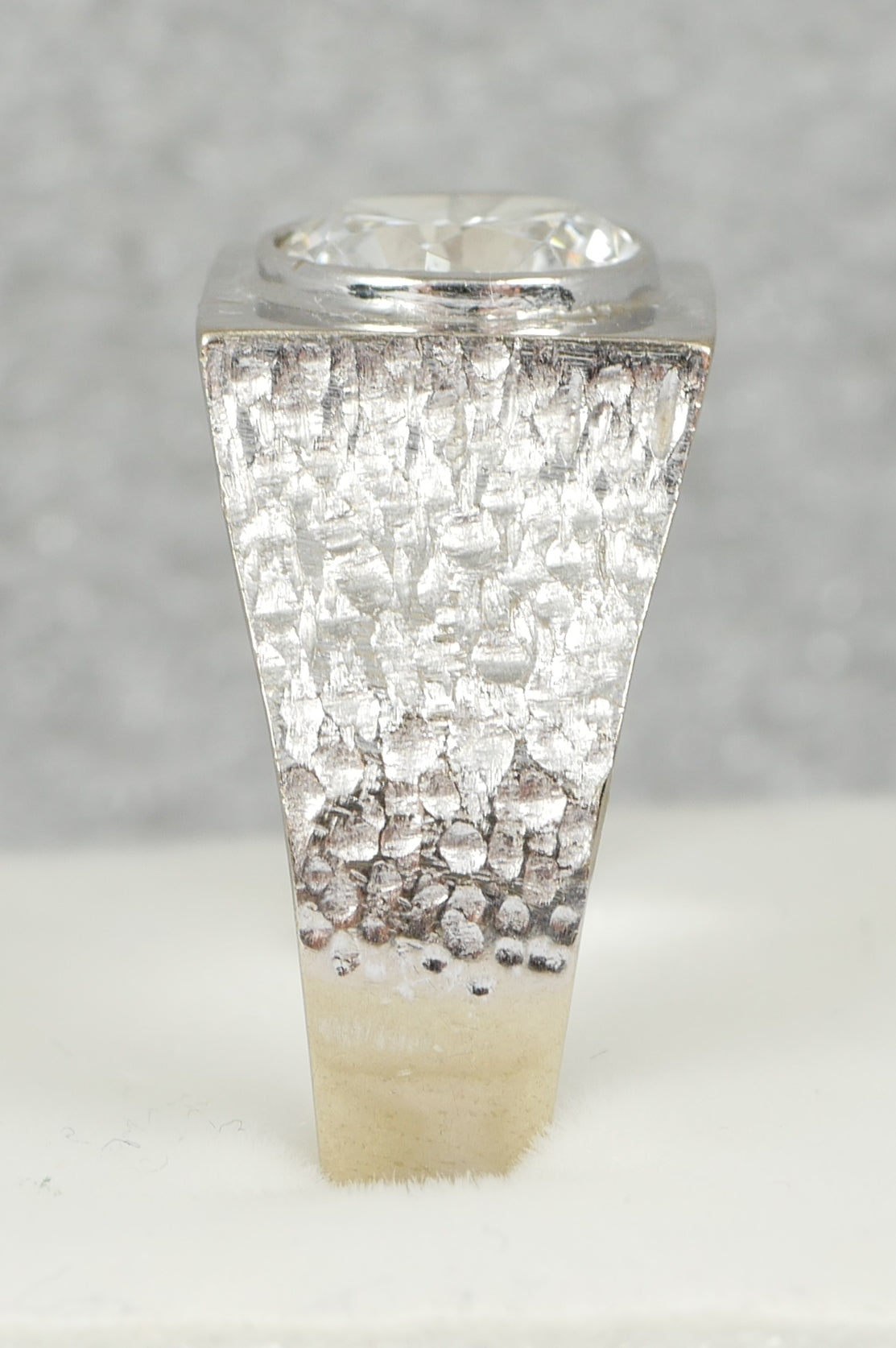 Heavy Retro Solid 14ct Gold White Stone Signet Solitaire Dress Ring Size 8 P 56