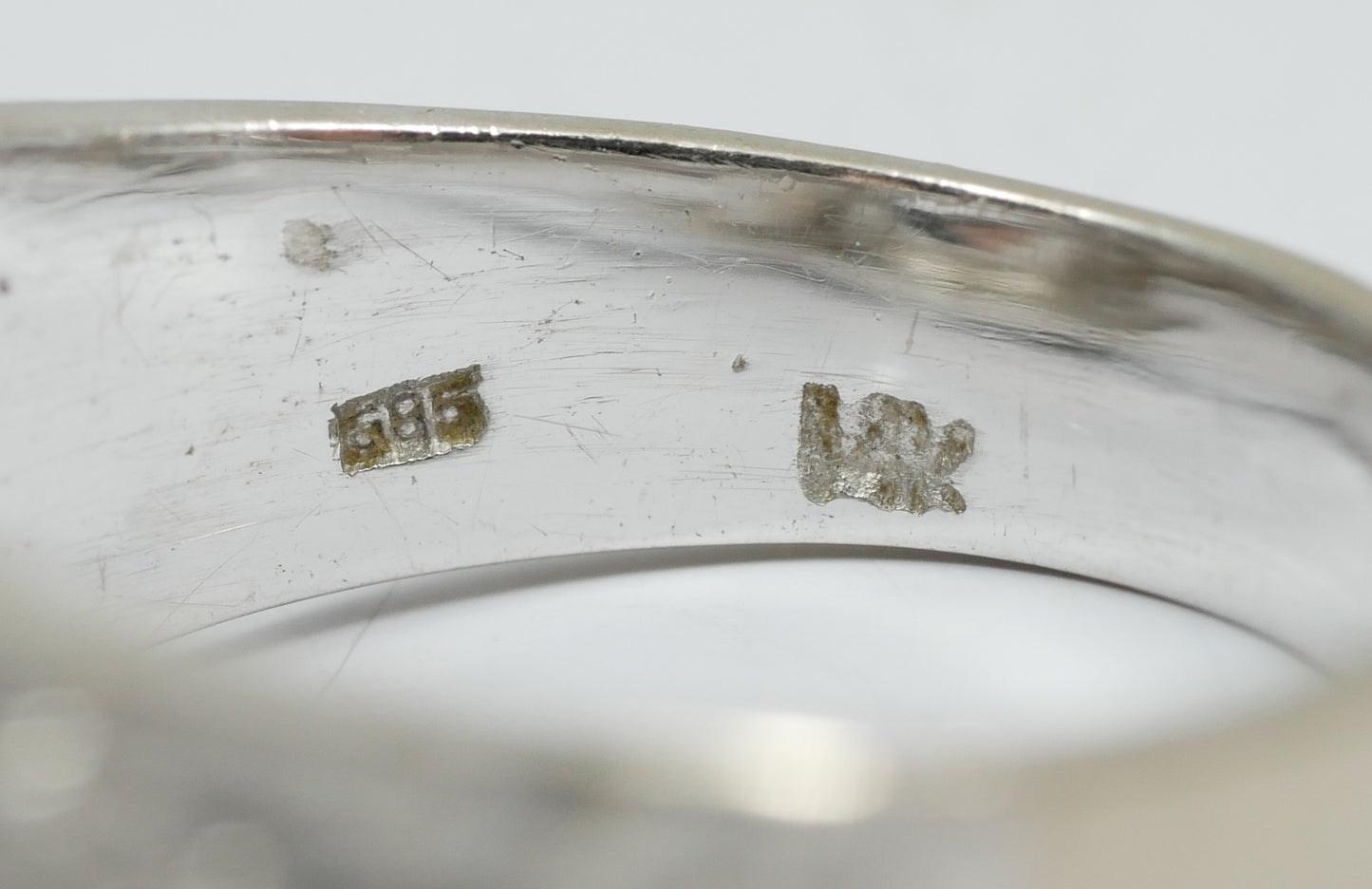 Heavy Retro Solid 14ct Gold White Stone Signet Solitaire Dress Ring Size 8 P 56