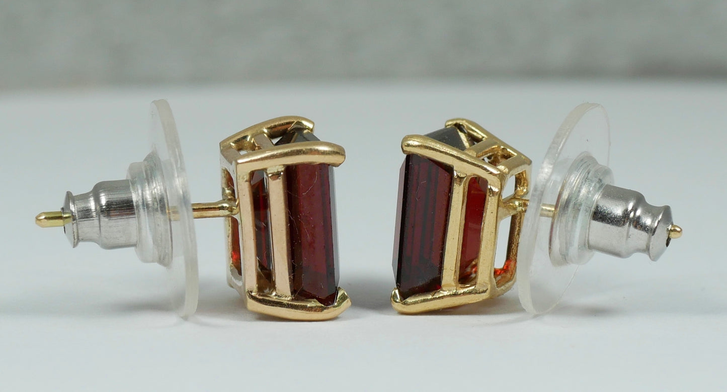 Pair of Solid 9ct Yellow Gold 3ct Emerald Cut Deep Red Garnet Stud Earrings Set