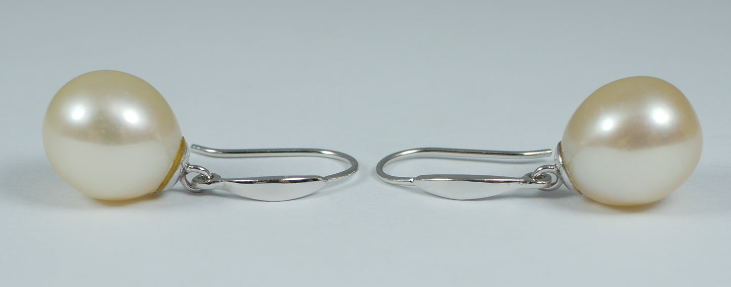 Pair of Solid 14ct White Gold Oval Natural Pearl Shepherds Hook Earrings Set 585
