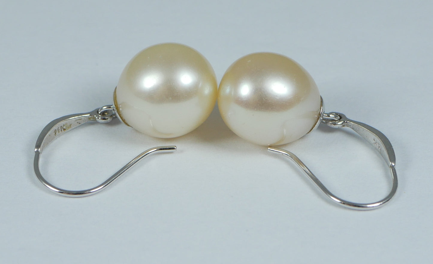 Pair of Solid 14ct White Gold Oval Natural Pearl Shepherds Hook Earrings Set 585