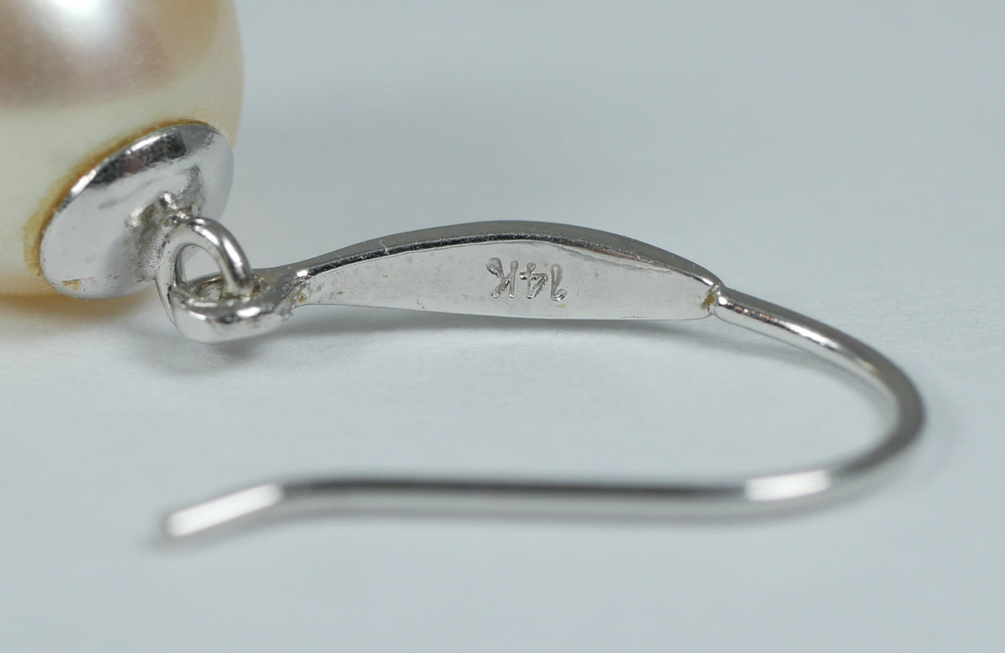 Pair of Solid 14ct White Gold Oval Natural Pearl Shepherds Hook Earrings Set 585