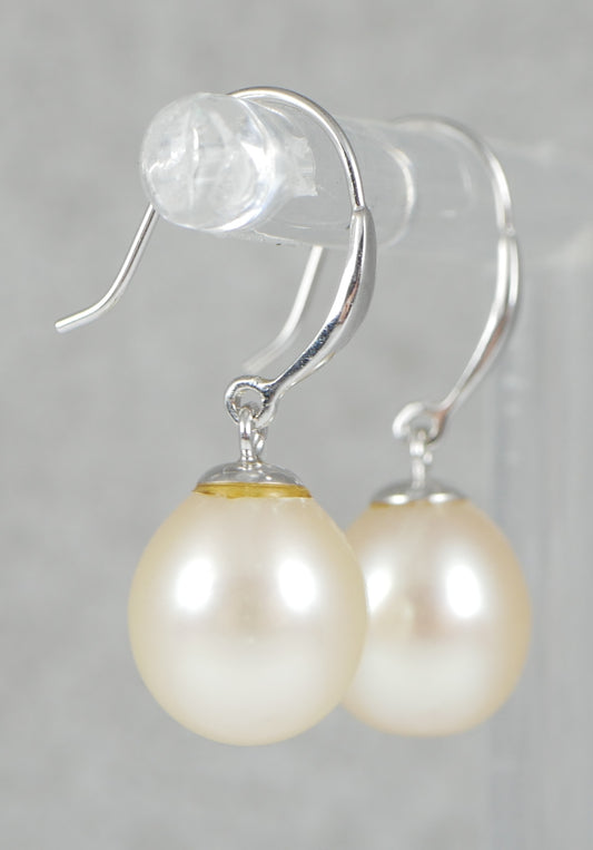 Pair of Solid 14ct White Gold Oval Natural Pearl Shepherds Hook Earrings Set 585