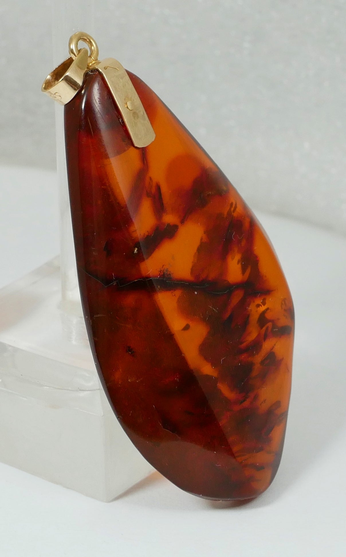 Solid 14ct Yellow Gold Large 57mm Freeform Baltic Amber Necklace Pendant 8gm 585