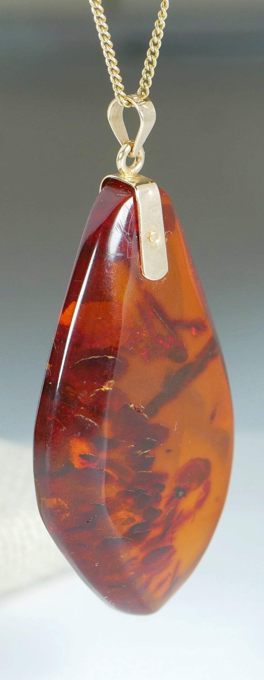 Solid 14ct Yellow Gold Large 57mm Freeform Baltic Amber Necklace Pendant 8gm 585